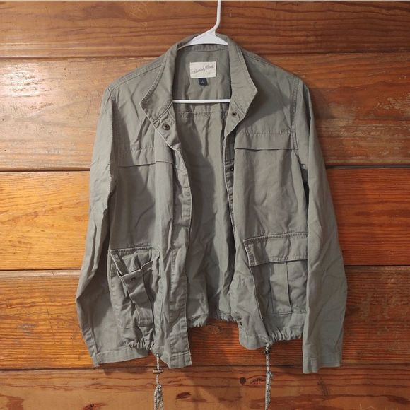 Universal Thread | Army Green Lightweight Jacket - Picture 1 of 2